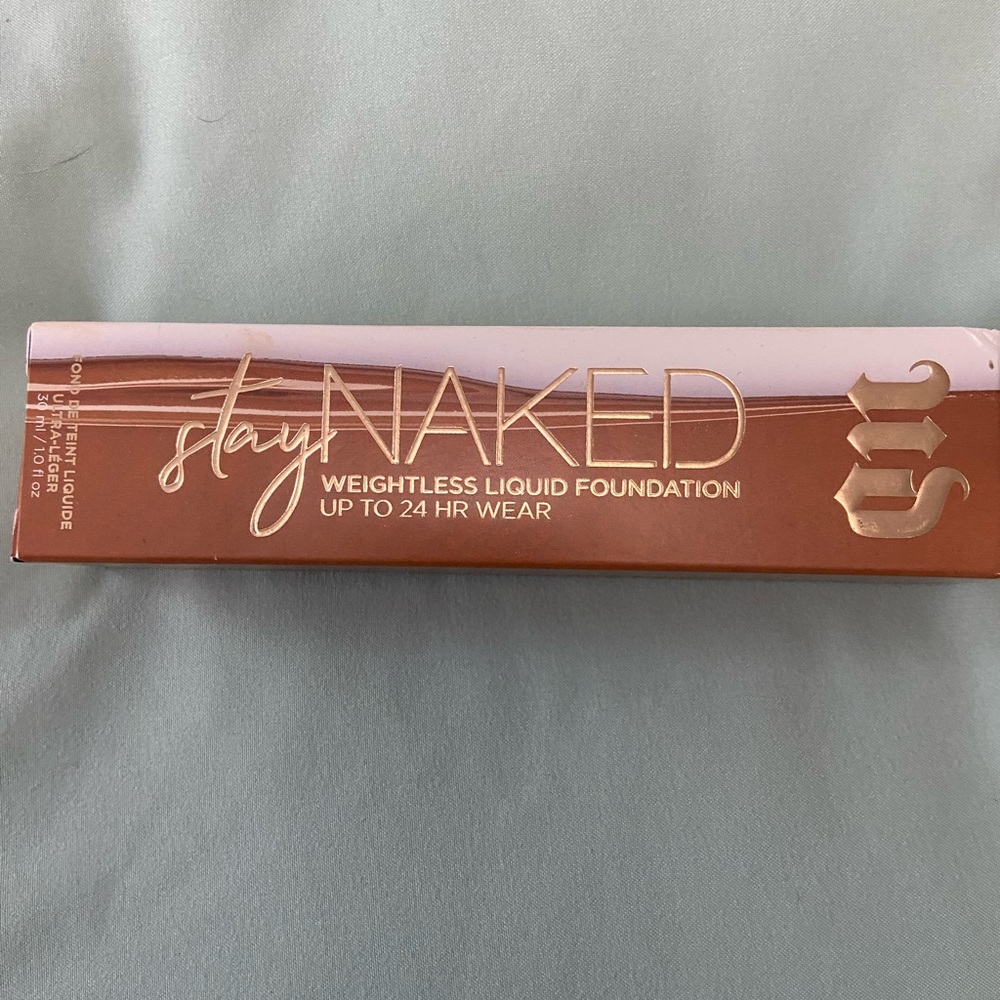 Urban Decay Stay Naked Foundation-Med/Dk